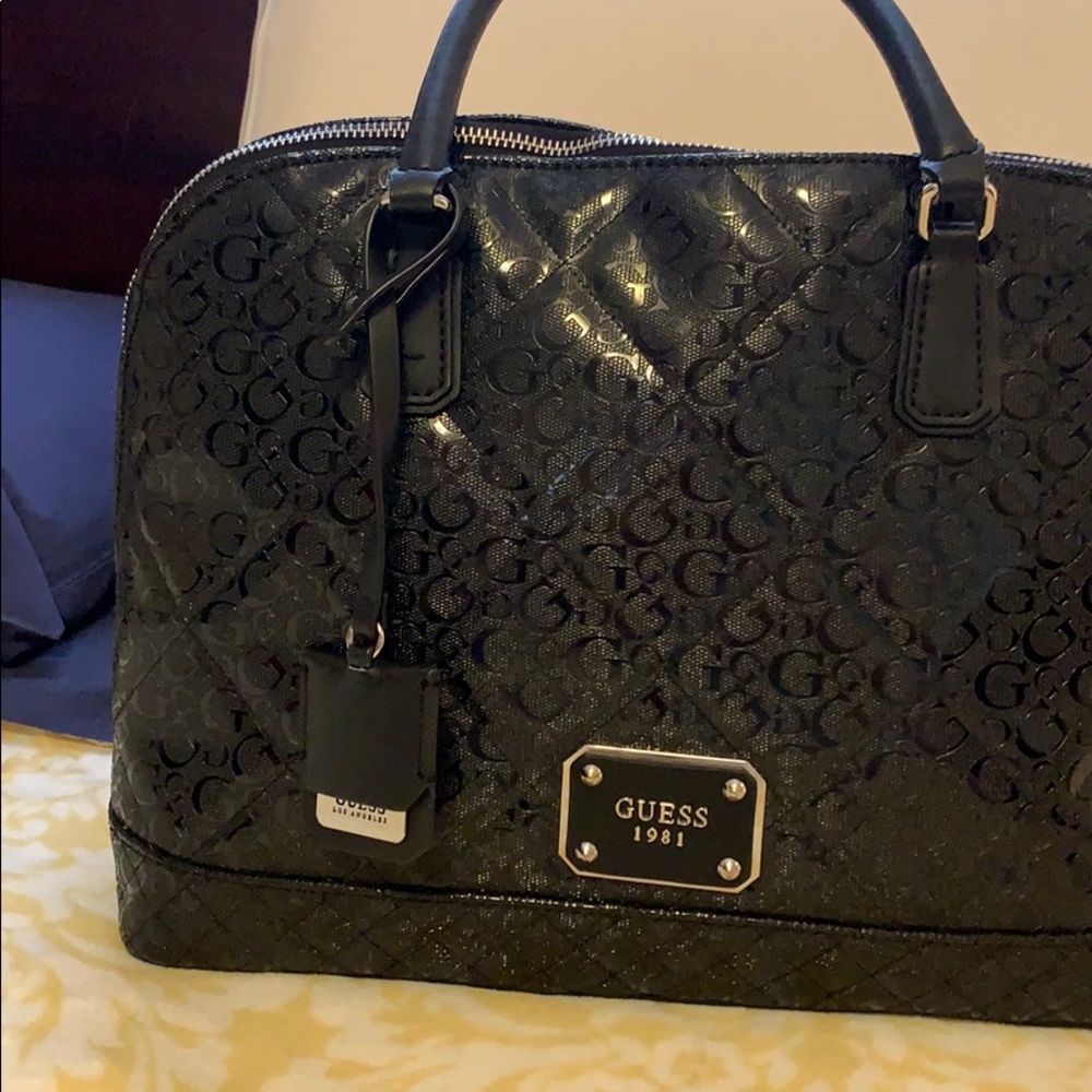 Guess purse